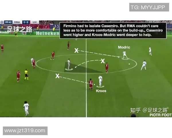 武汉足球队与上海足球队赛后复盘分析意识碰撞与战术较量 武汉足球队与上海足球队赛后复盘分析意识碰撞与战术较量