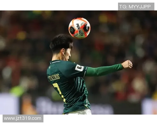 巴西足球明星利亚的传奇之路与辉煌成就揭秘