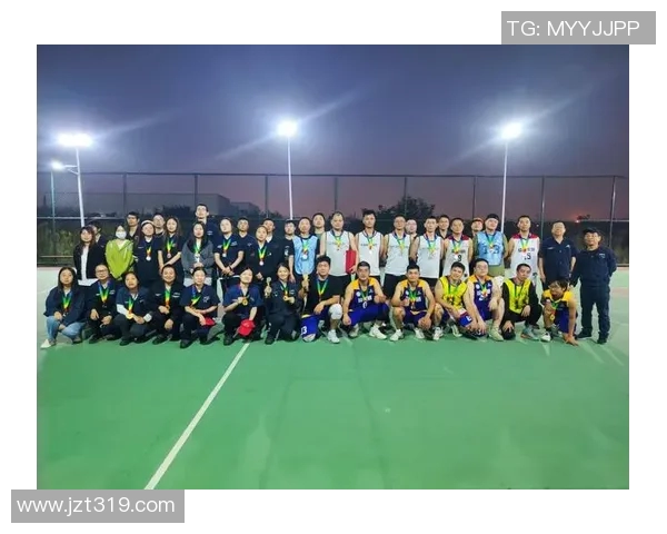 武汉篮球队在耐力排行榜中荣获第二名展现出强大实力和团队精神 武汉篮球队在耐力排行榜中荣获第二名展现出强大实力和团队精神